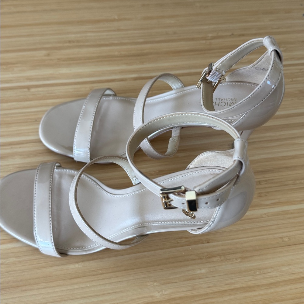 MICHAEL Michael Kors Nude Patent Heels